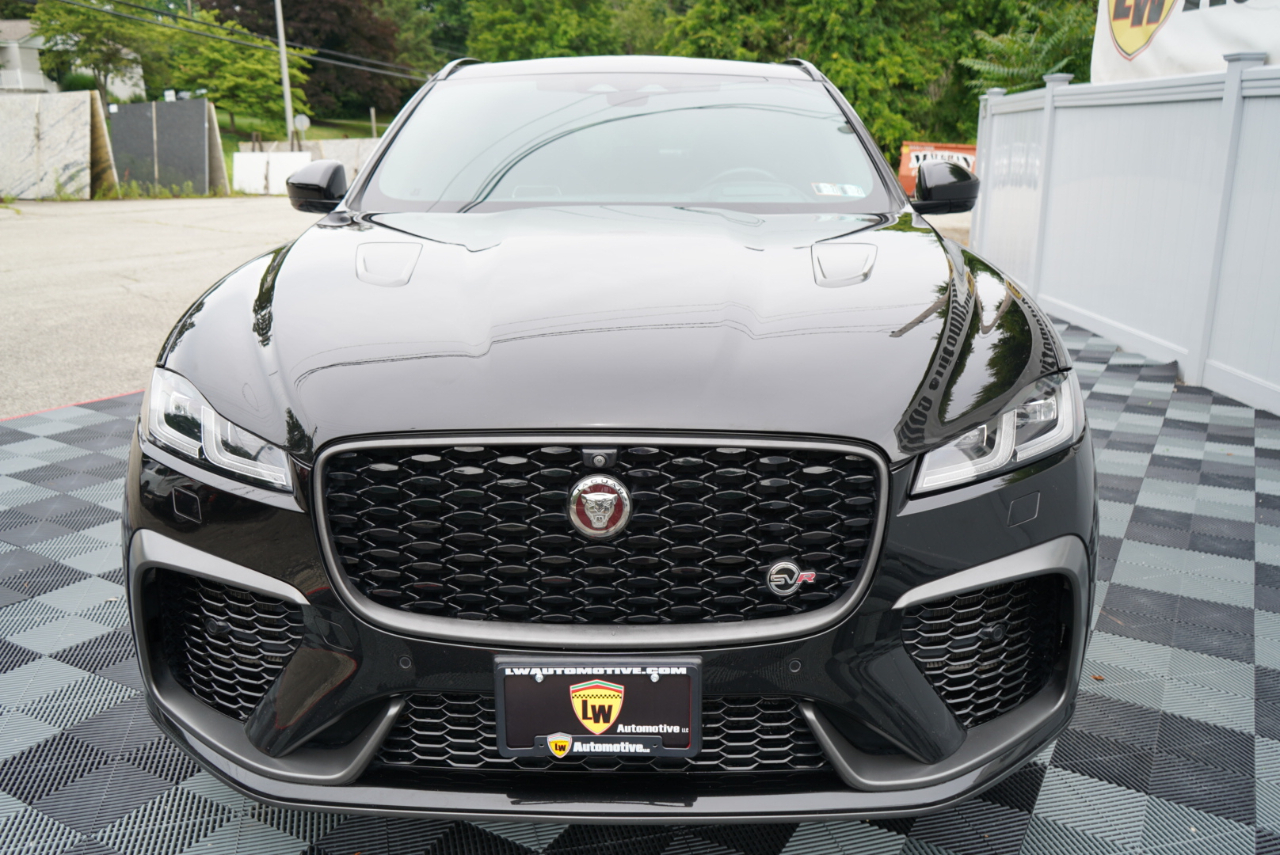 Jaguar F-Pace SVR AWD 2021