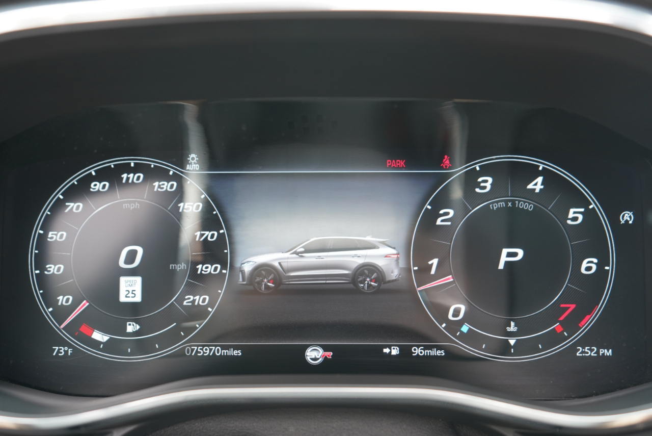 Jaguar F-Pace SVR AWD 2021
