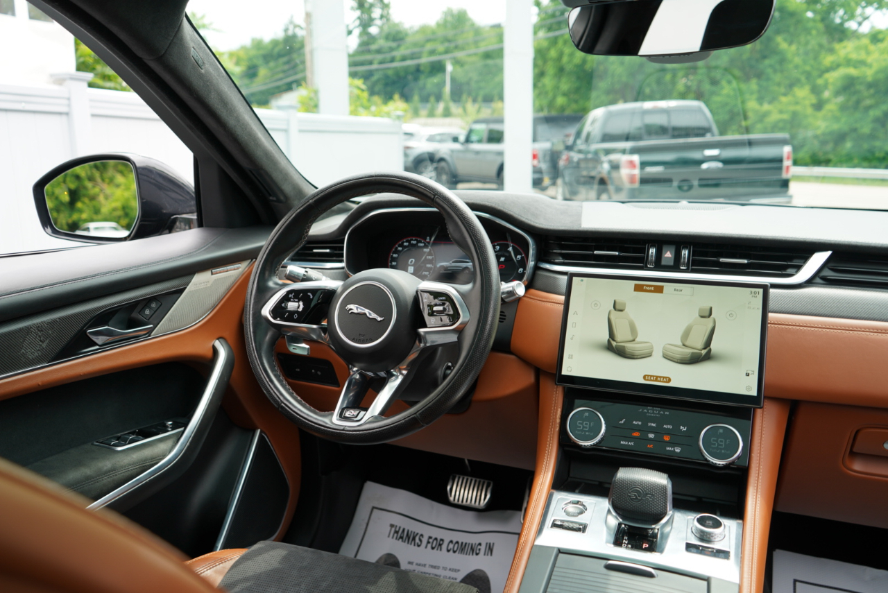 Jaguar F-Pace SVR AWD 2021