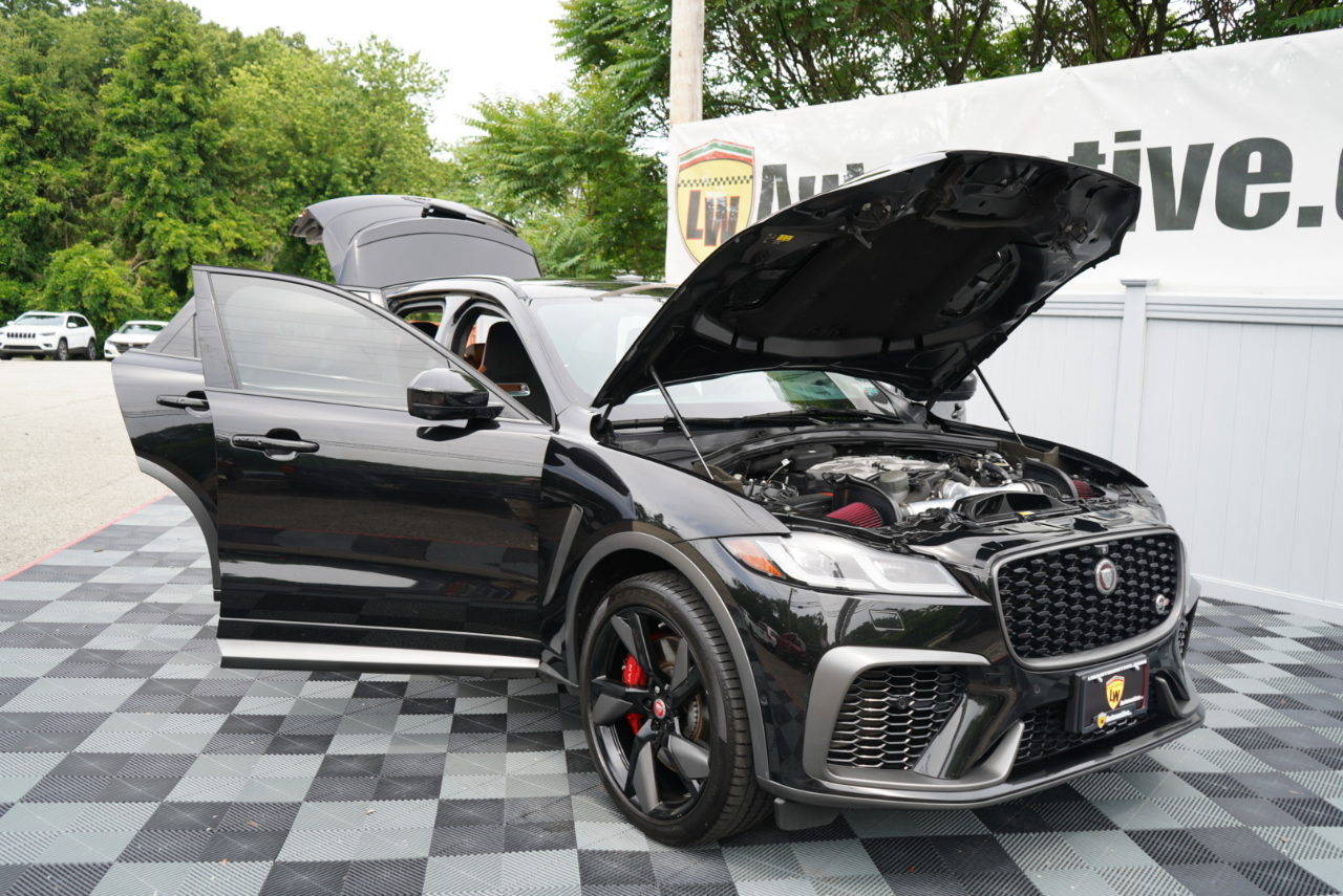 Jaguar F-Pace SVR AWD 2021