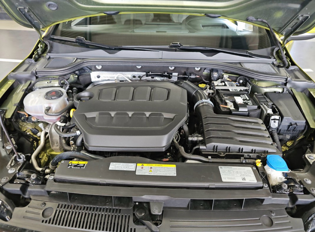 Volkswagen Golf GTI 2.0T Autobahn Manual 2022