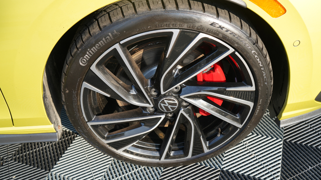 Volkswagen Golf GTI 2.0T Autobahn Manual 2022