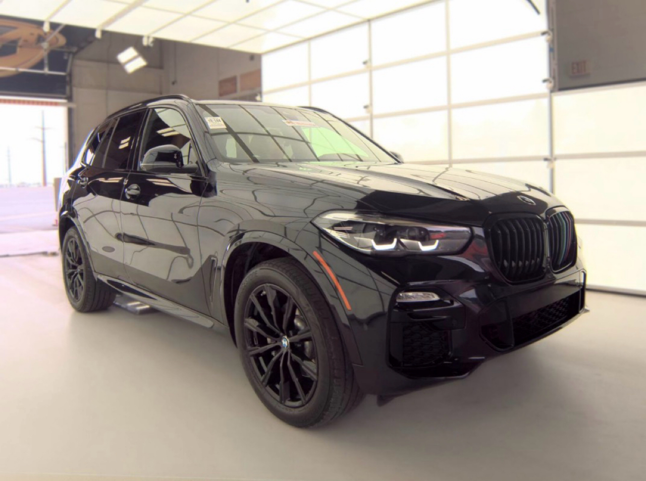 BMW X5 xDrive40i Sports Activity Vehicle 2021