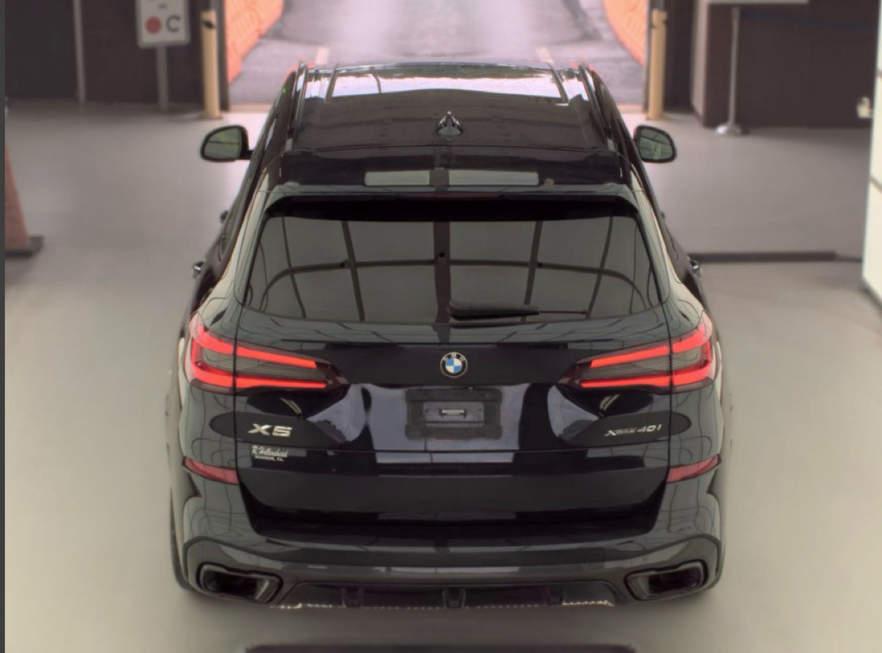 BMW X5 xDrive40i Sports Activity Vehicle 2021
