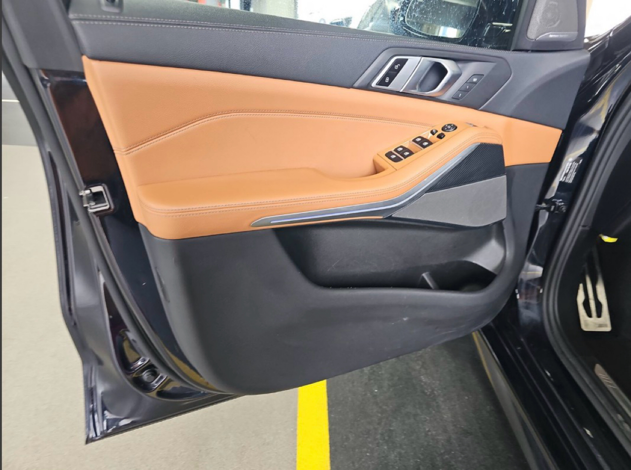 BMW X5 xDrive40i Sports Activity Vehicle 2021