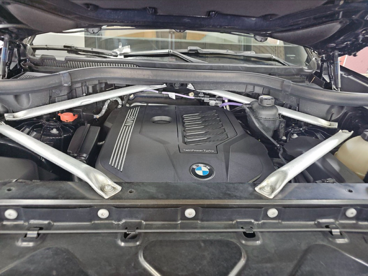 BMW X5 xDrive40i Sports Activity Vehicle 2021