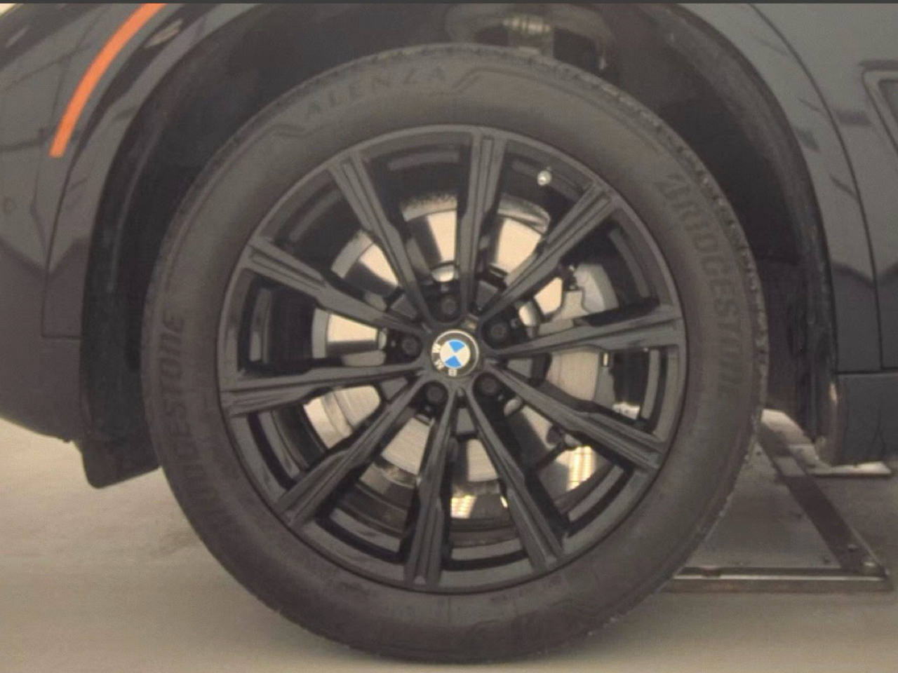 BMW X5 xDrive40i Sports Activity Vehicle 2021