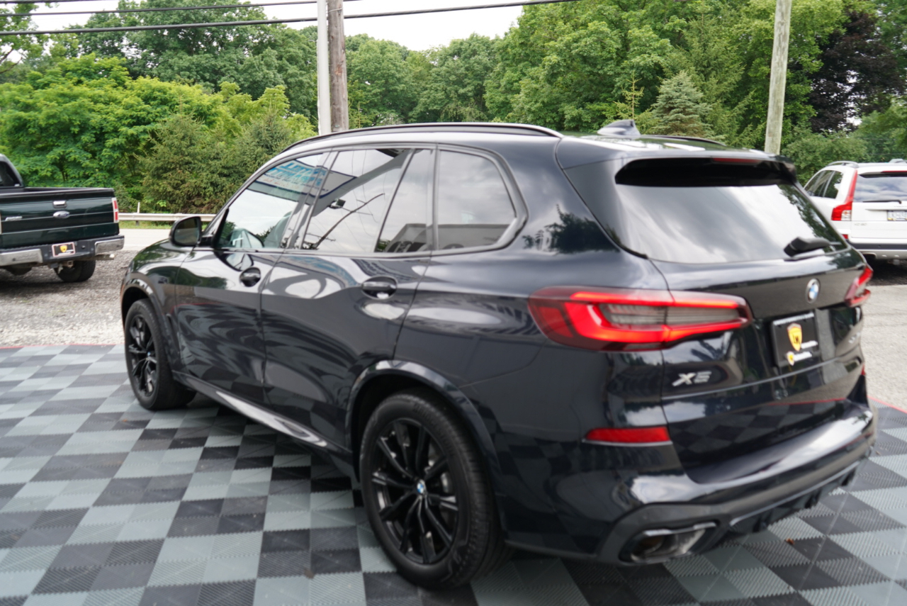 BMW X5 xDrive40i Sports Activity Vehicle 2021
