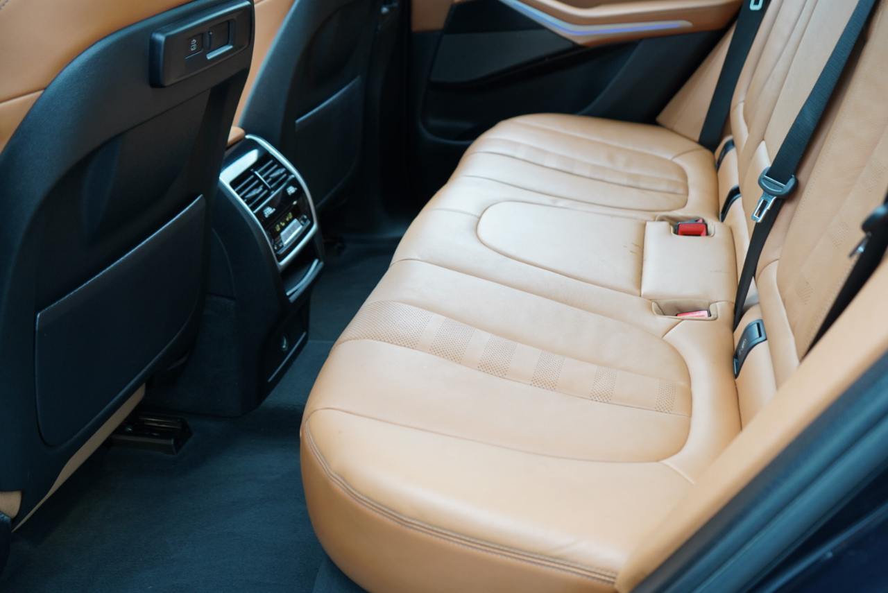 BMW X5 xDrive40i Sports Activity Vehicle 2021