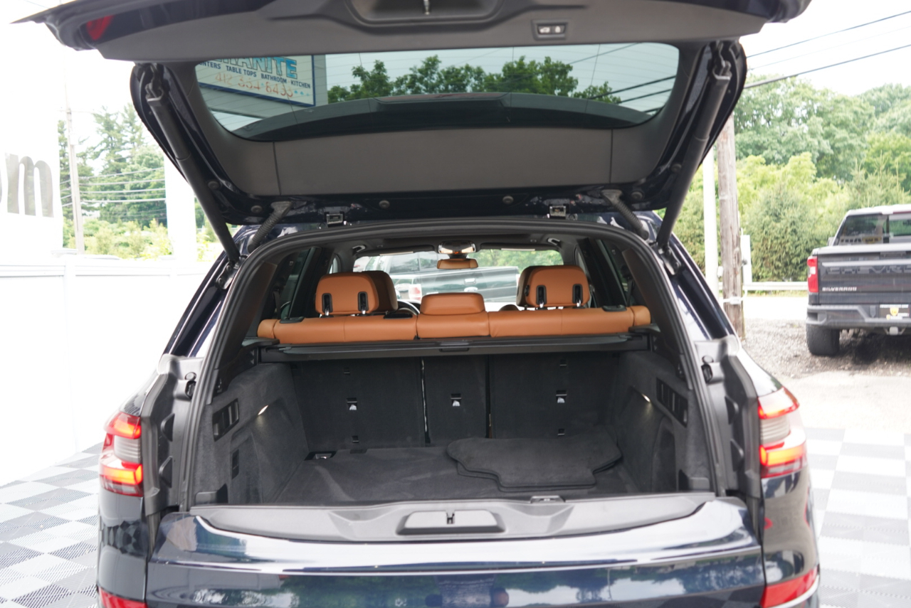 BMW X5 xDrive40i Sports Activity Vehicle 2021