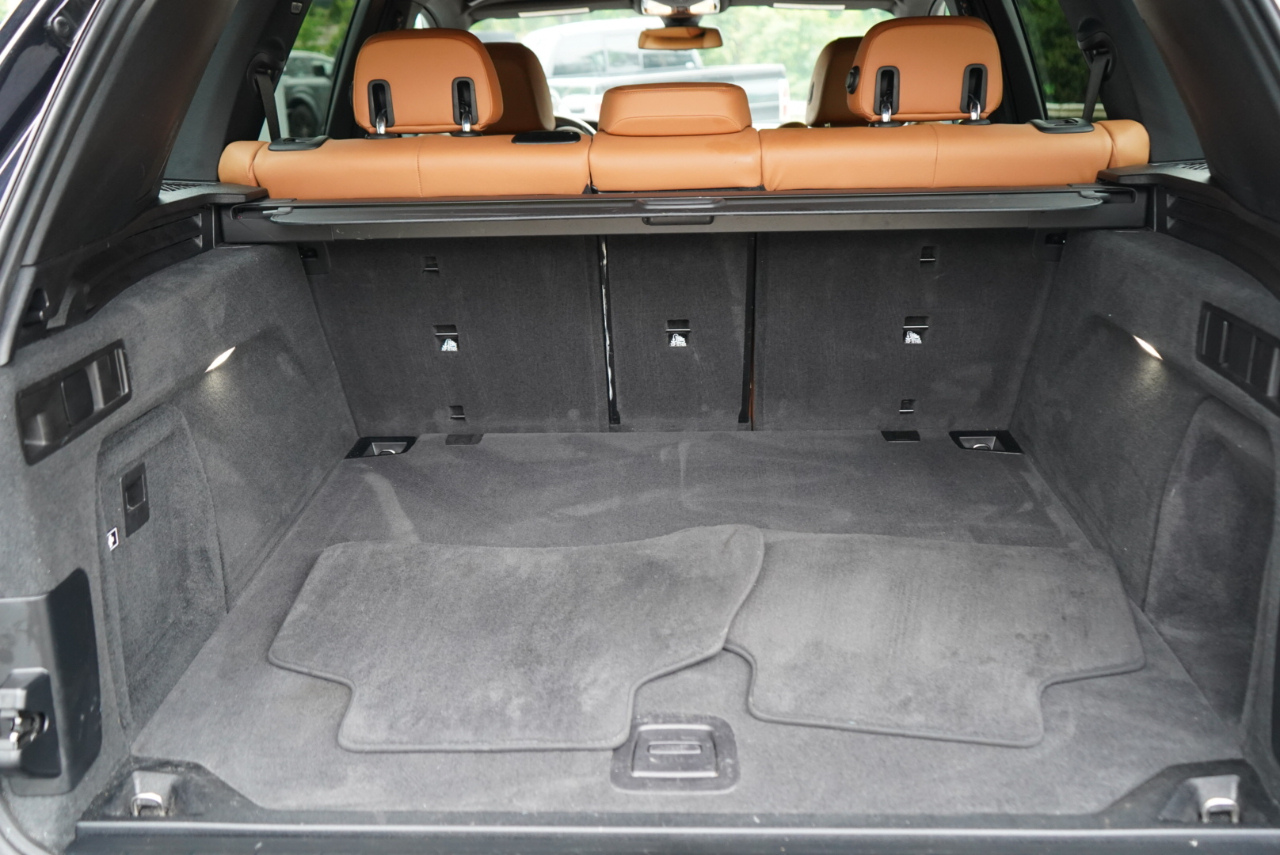 BMW X5 xDrive40i Sports Activity Vehicle 2021