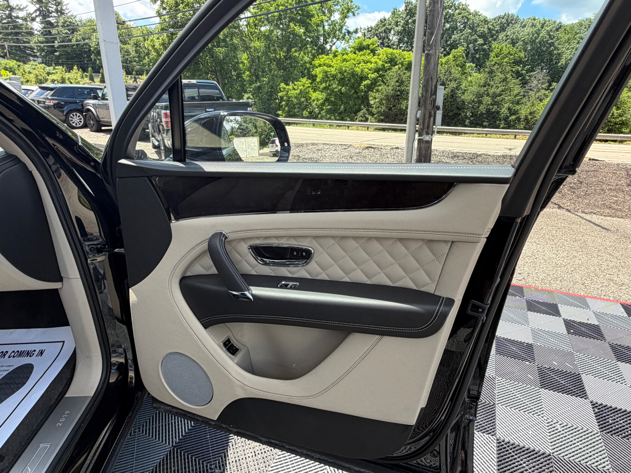 Bentley Bentayga Hybrid AWD 2020