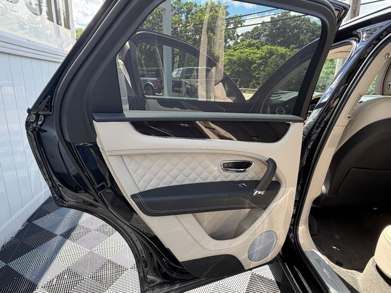 Bentley Bentayga Hybrid AWD 2020