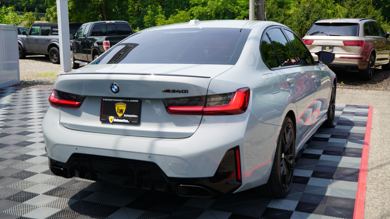 BMW 3 Series M340i xDrive Sedan 2024