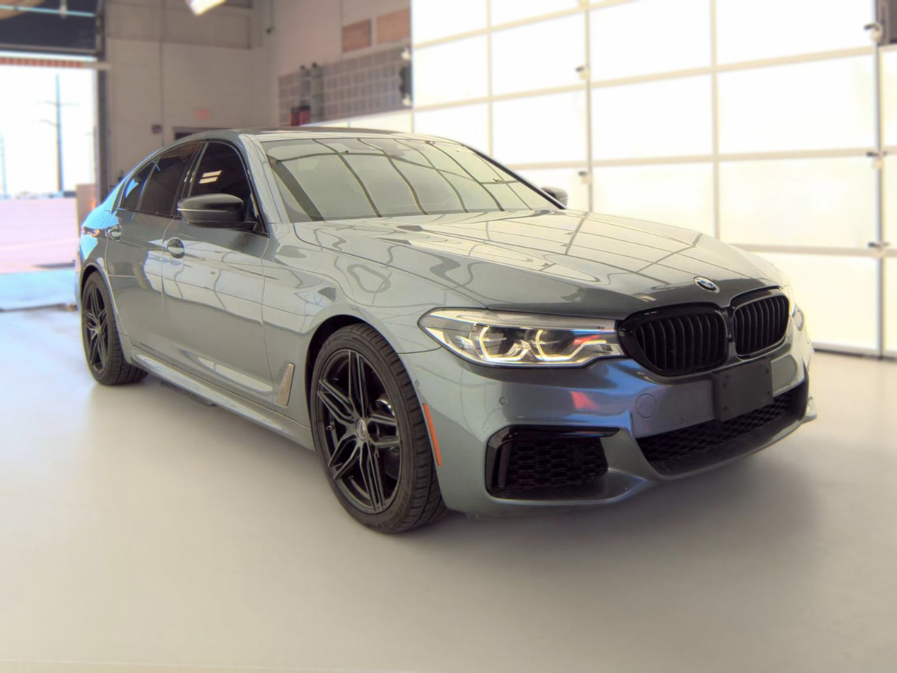 BMW 5 Series M550i xDrive Sedan 2019