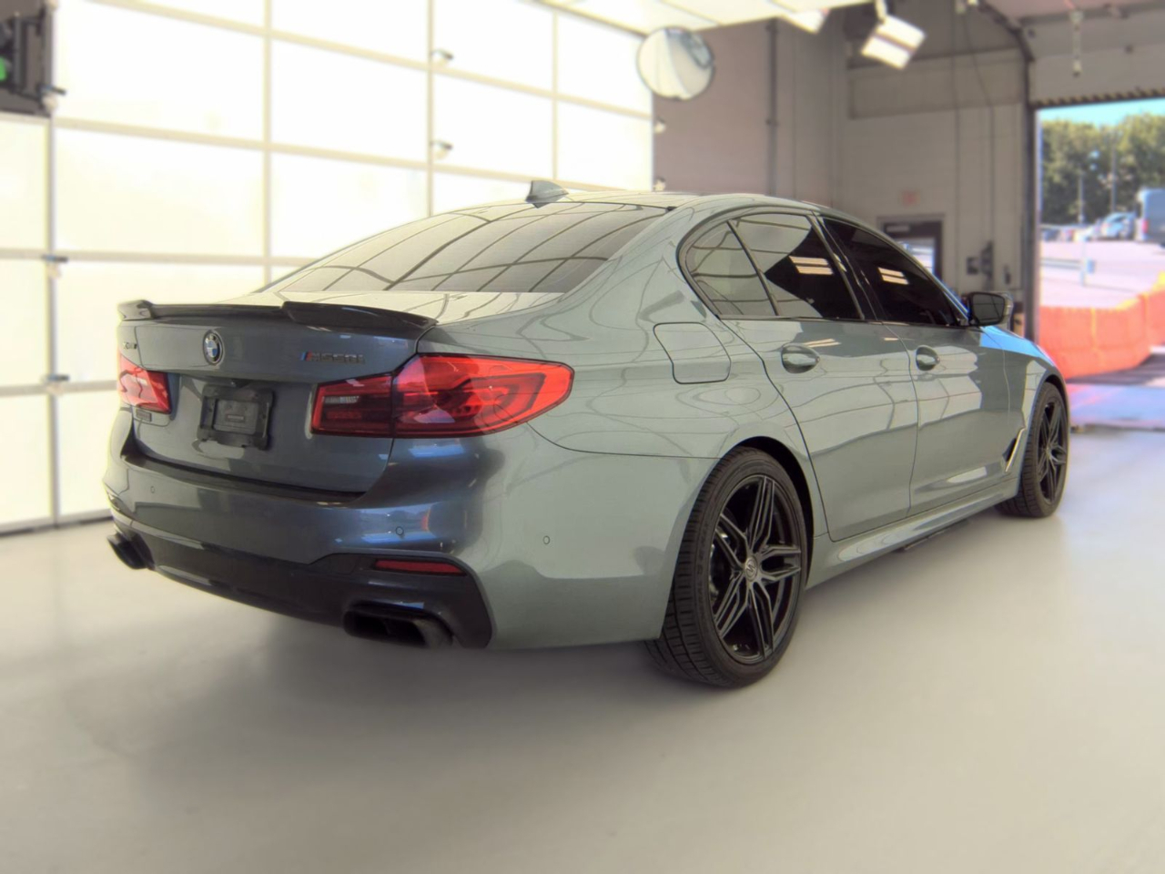BMW 5 Series M550i xDrive Sedan 2019