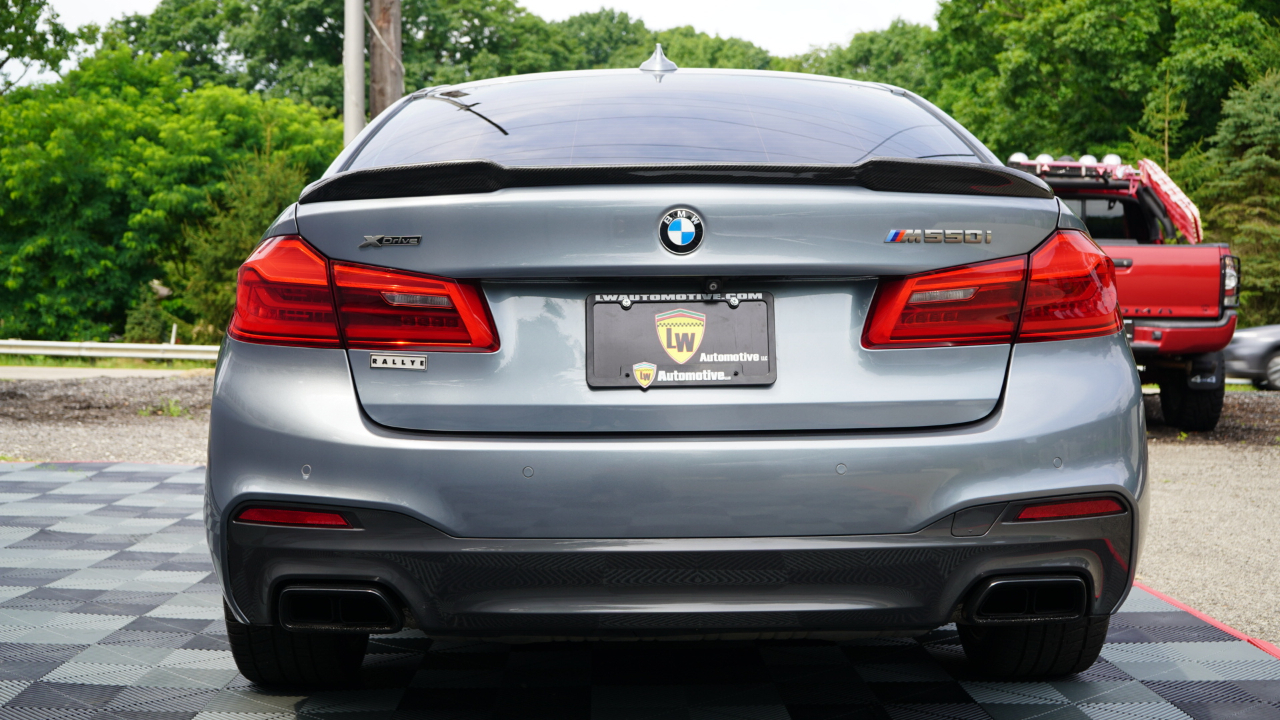 BMW 5 Series M550i xDrive Sedan 2019