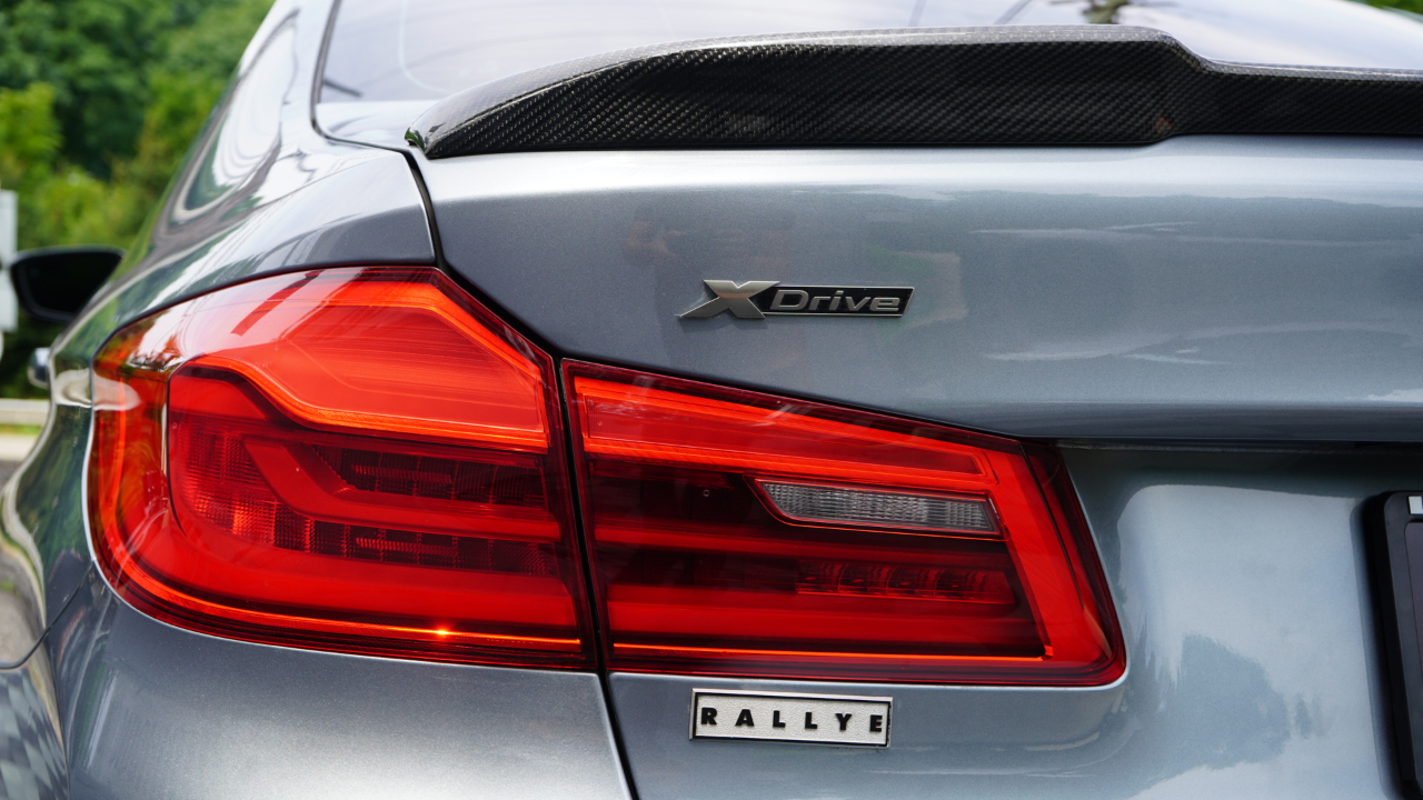 BMW 5 Series M550i xDrive Sedan 2019