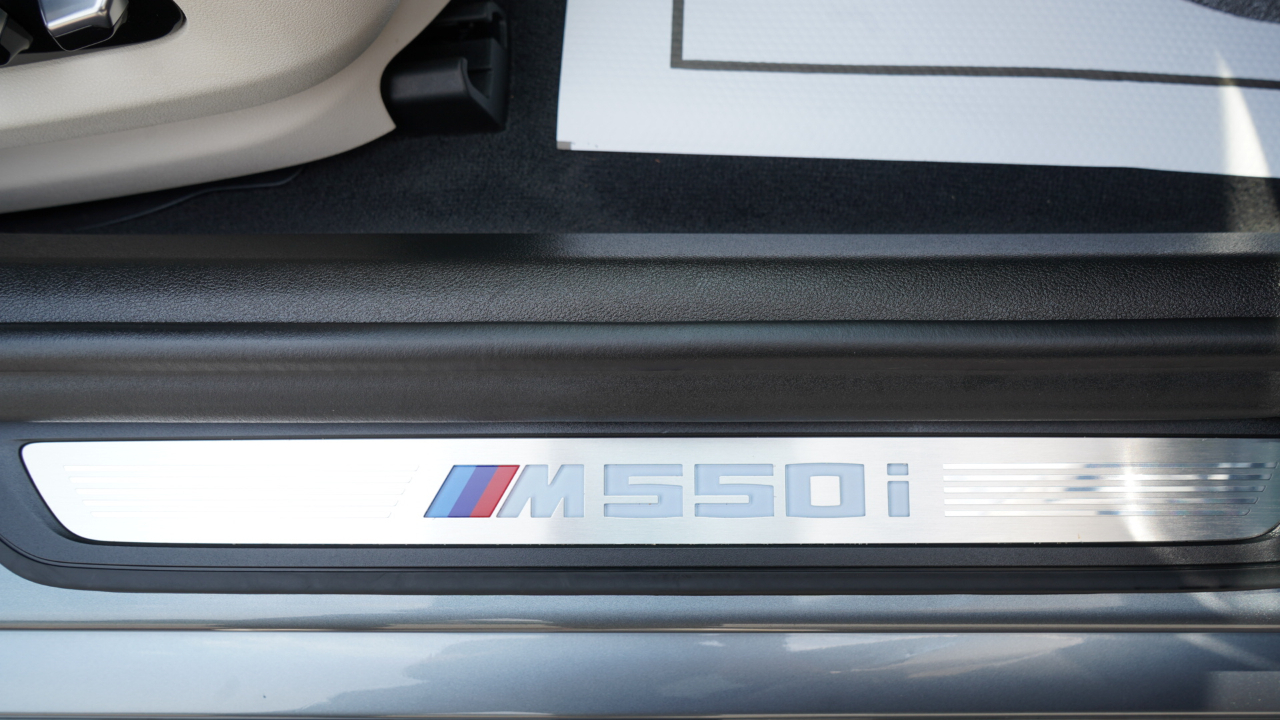 BMW 5 Series M550i xDrive Sedan 2019