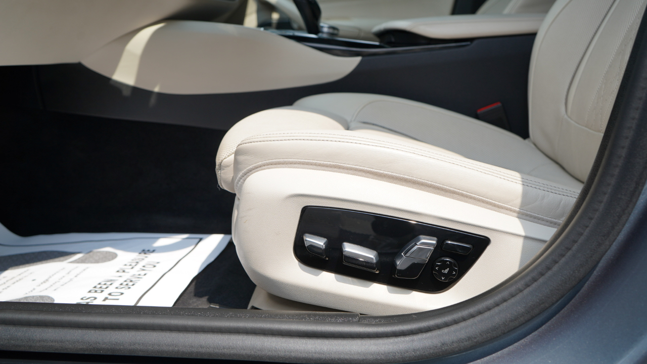 BMW 5 Series M550i xDrive Sedan 2019