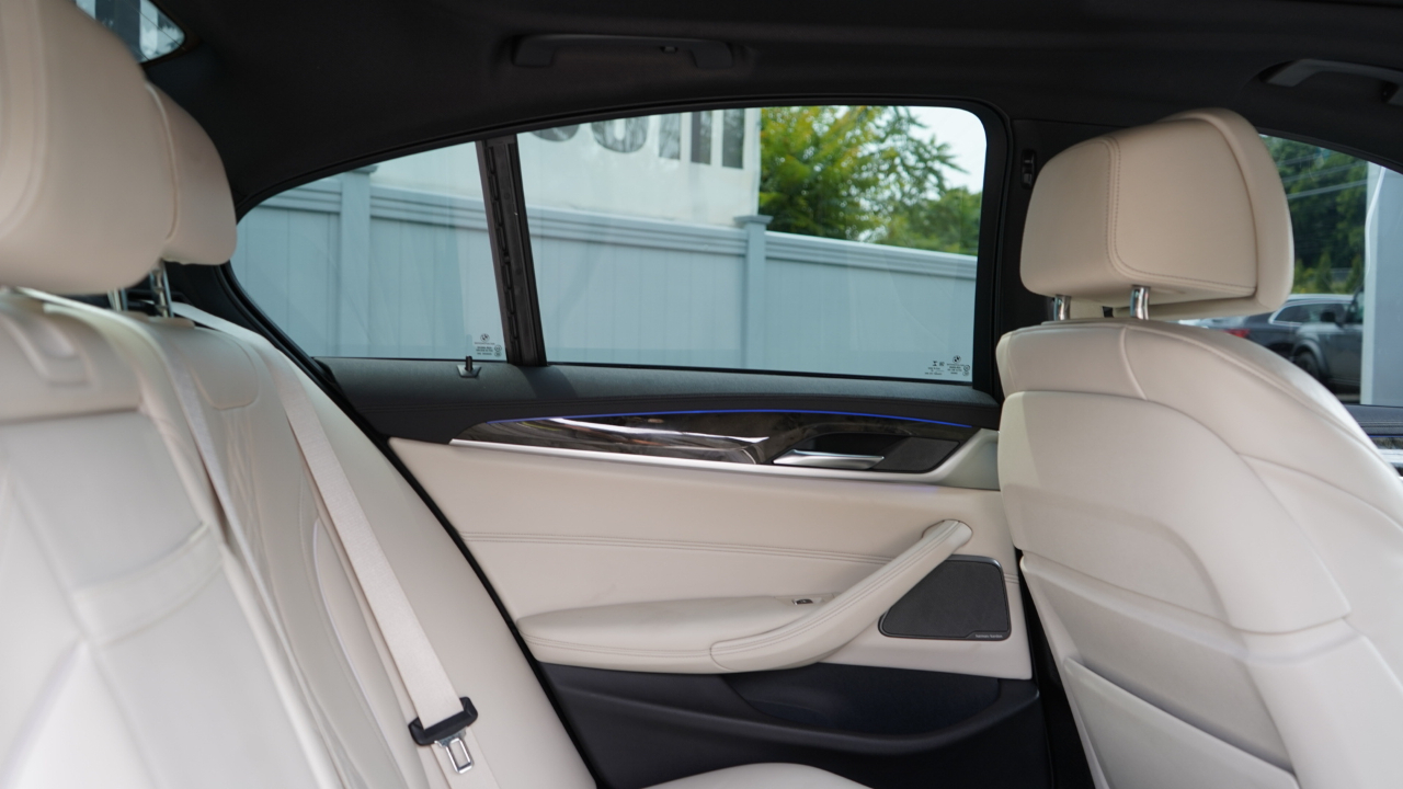 BMW 5 Series M550i xDrive Sedan 2019