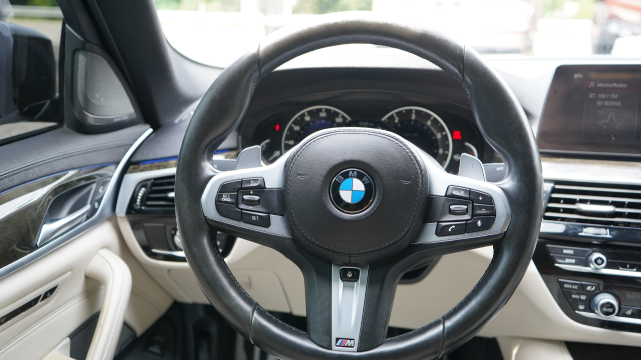 BMW 5 Series M550i xDrive Sedan 2019