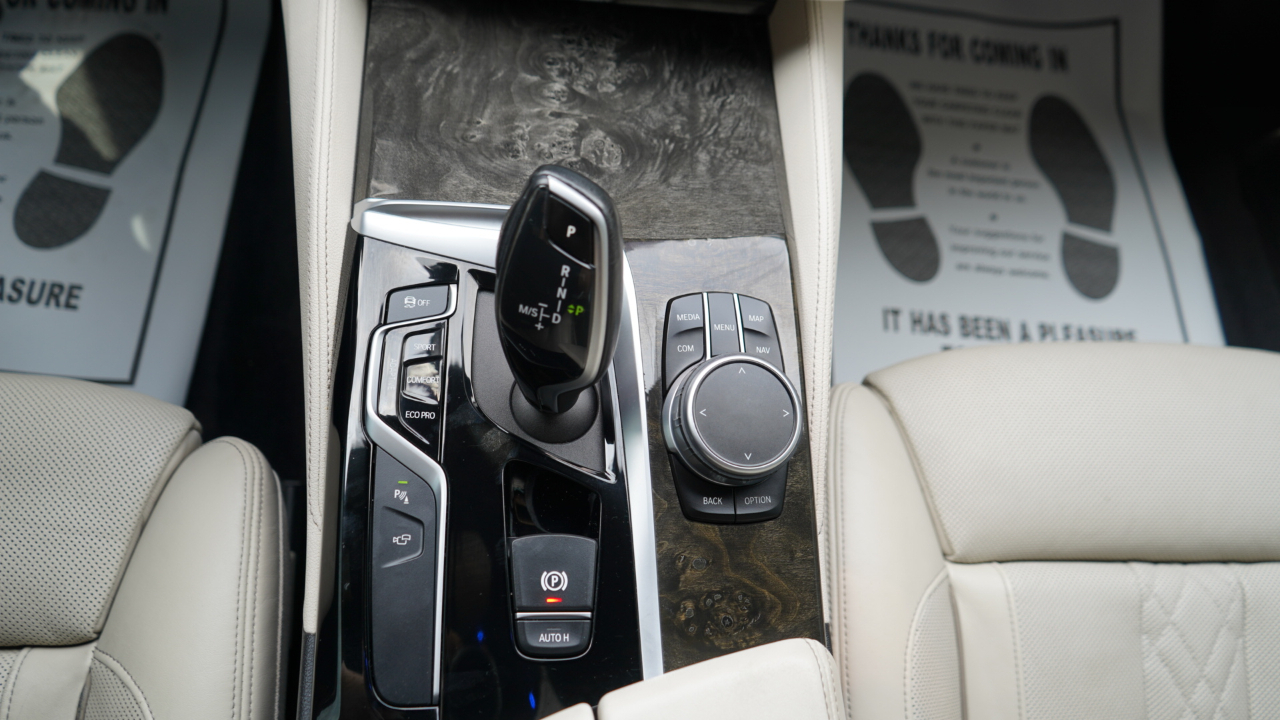 BMW 5 Series M550i xDrive Sedan 2019
