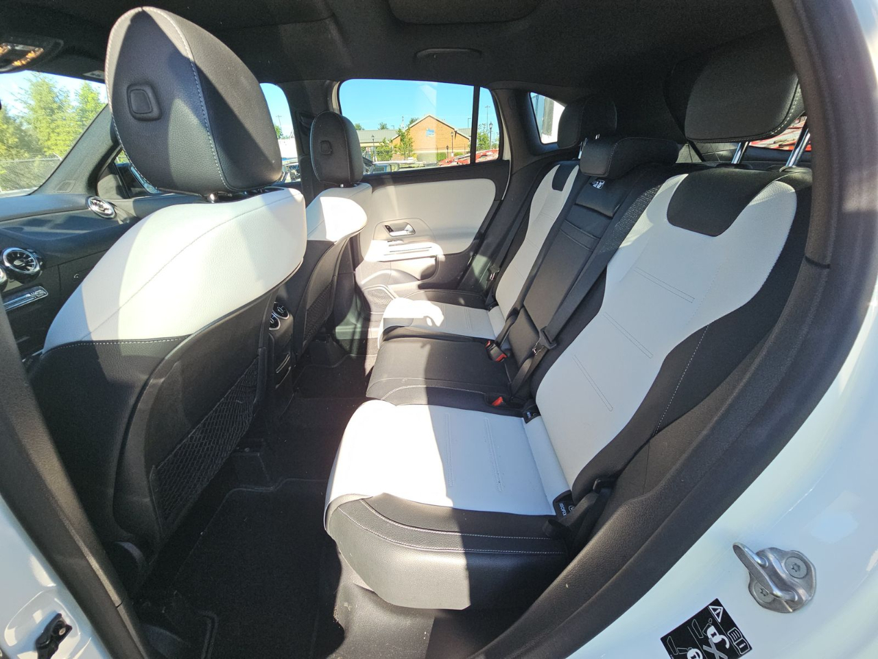 Mercedes-Benz GLA AMG GLA 35 4MATIC SUV 2022