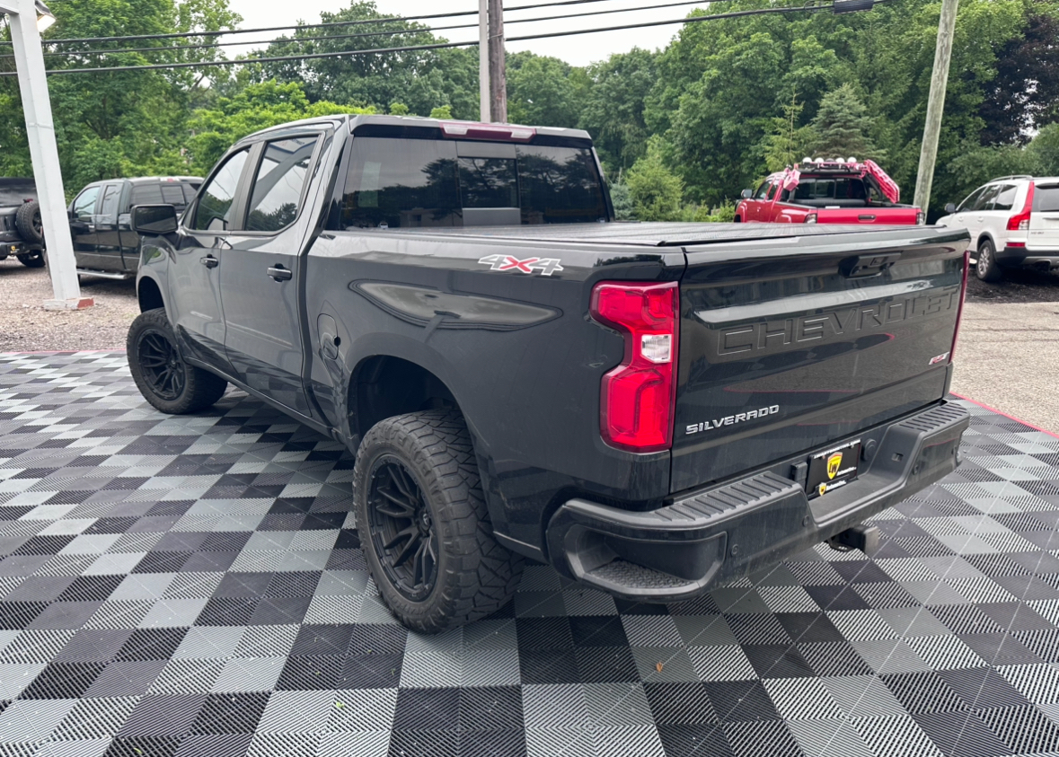 Chevrolet Silverado 1500 4WD Crew Cab 147" RST 2022