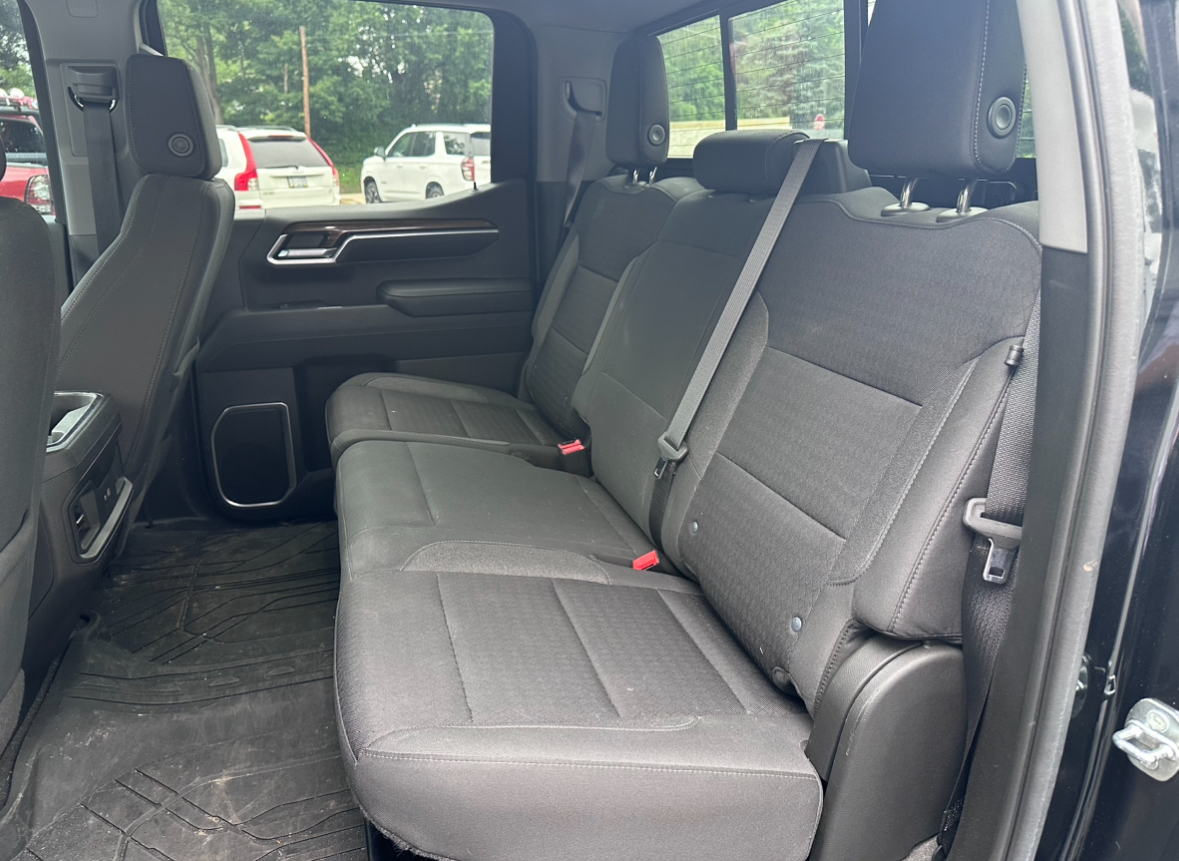 Chevrolet Silverado 1500 4WD Crew Cab 147" RST 2022