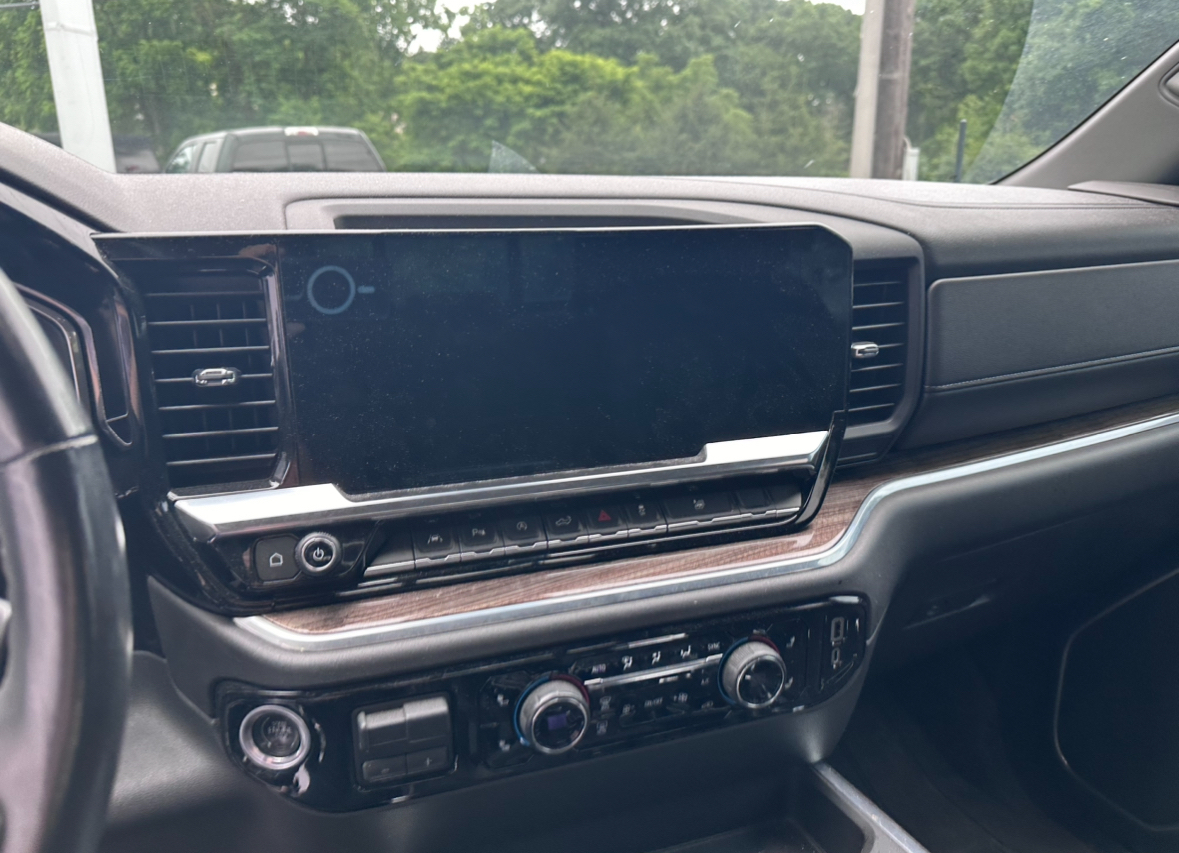 Chevrolet Silverado 1500 4WD Crew Cab 147" RST 2022
