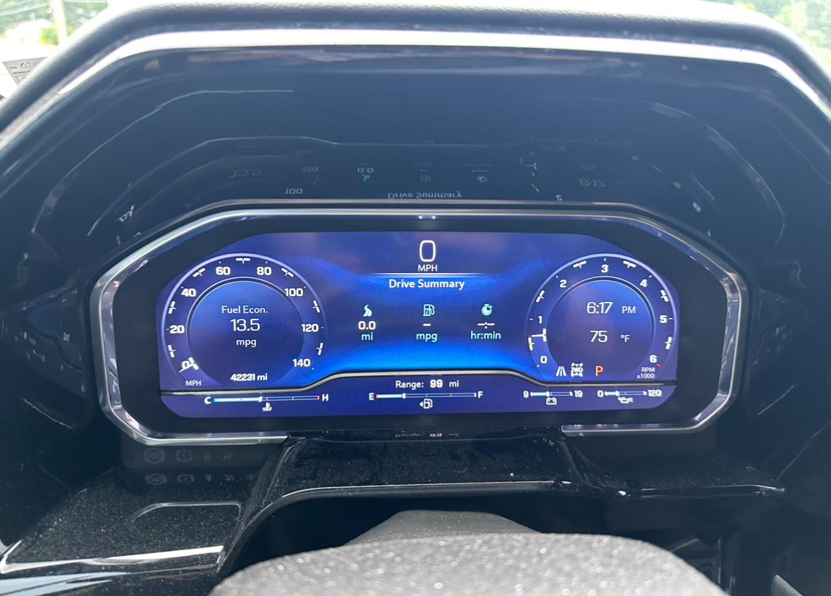 Chevrolet Silverado 1500 4WD Crew Cab 147" RST 2022