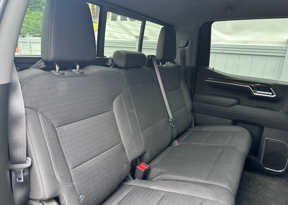 Chevrolet Silverado 1500 4WD Crew Cab 147" RST 2022