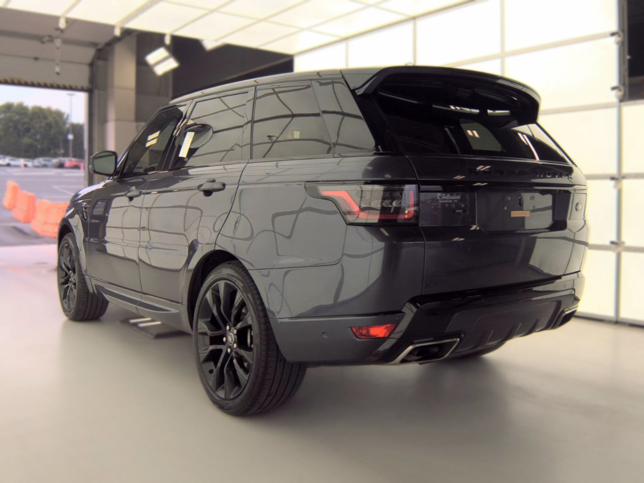 Land Rover Range Rover Sport Turbo i6 MHEV HST 2021