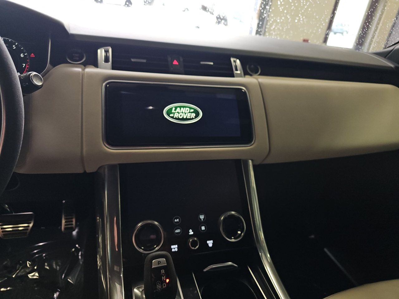 Land Rover Range Rover Sport Turbo i6 MHEV HST 2021