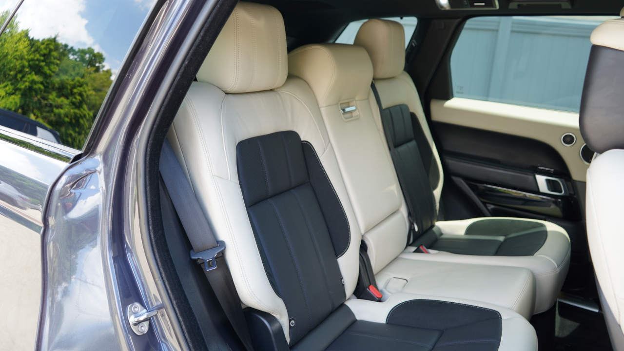 Land Rover Range Rover Sport Turbo i6 MHEV HST 2021
