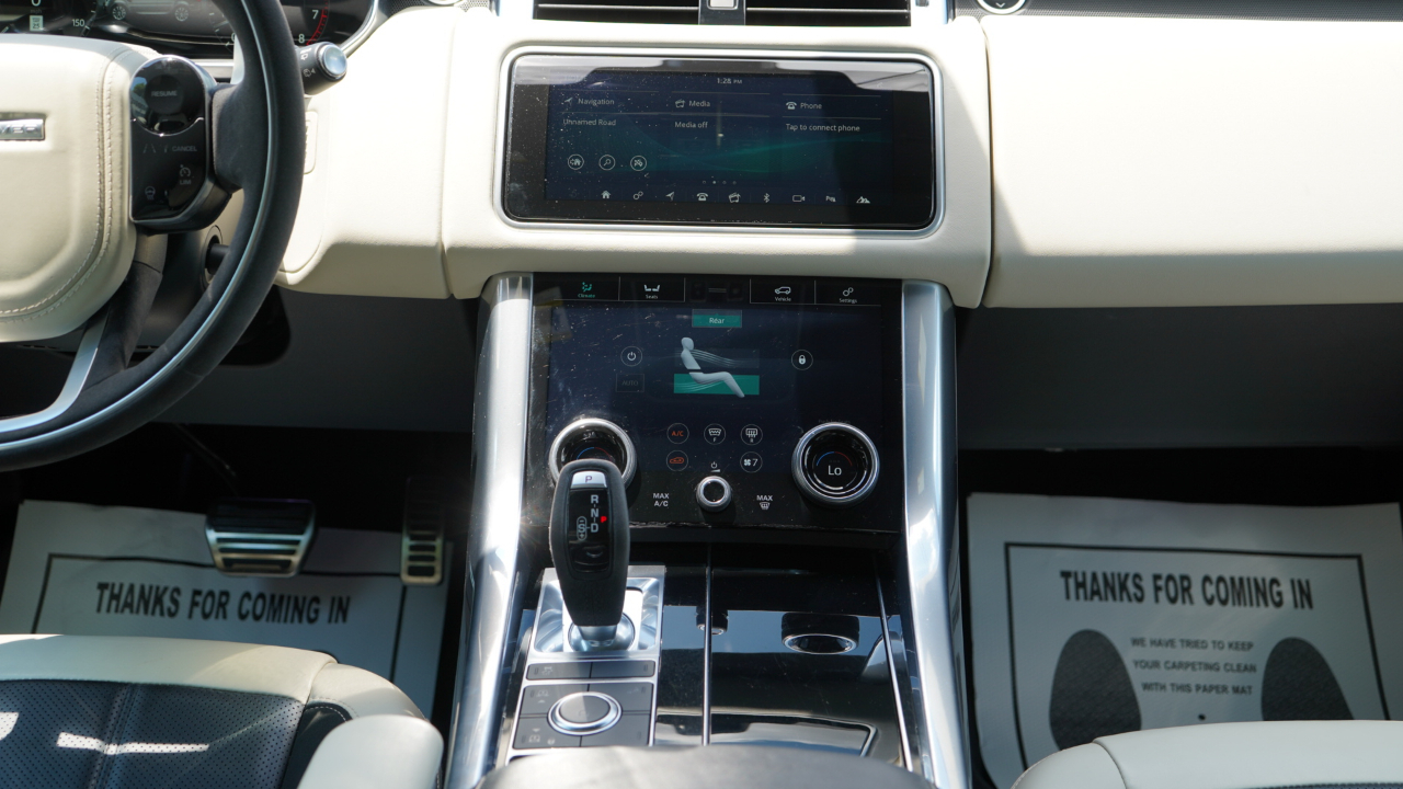 Land Rover Range Rover Sport Turbo i6 MHEV HST 2021