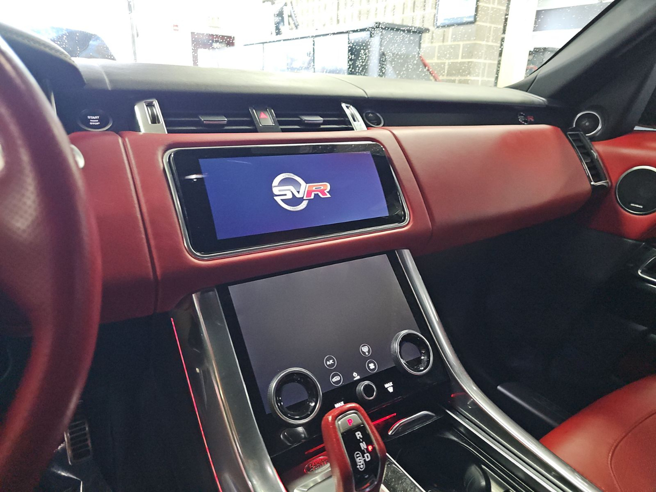 Land Rover Range Rover Sport V8 Supercharged SVR 2020