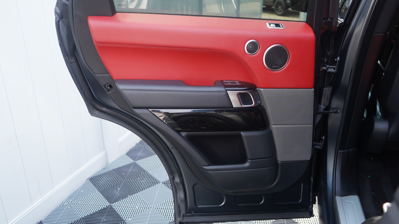 Land Rover Range Rover Sport V8 Supercharged SVR 2020