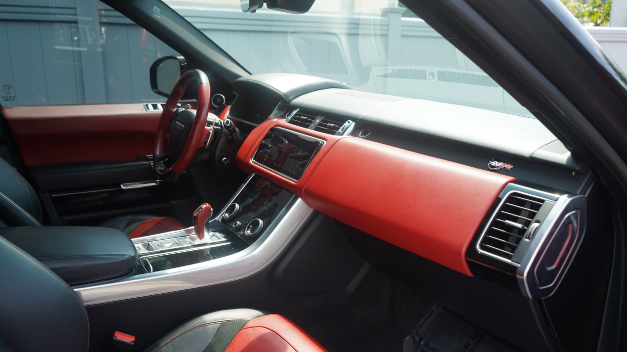 Land Rover Range Rover Sport V8 Supercharged SVR 2020