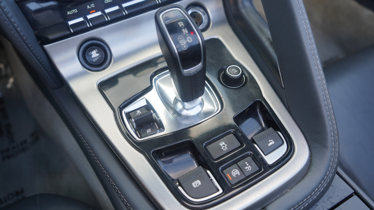 Jaguar F-Type 2dr Conv V6 2014