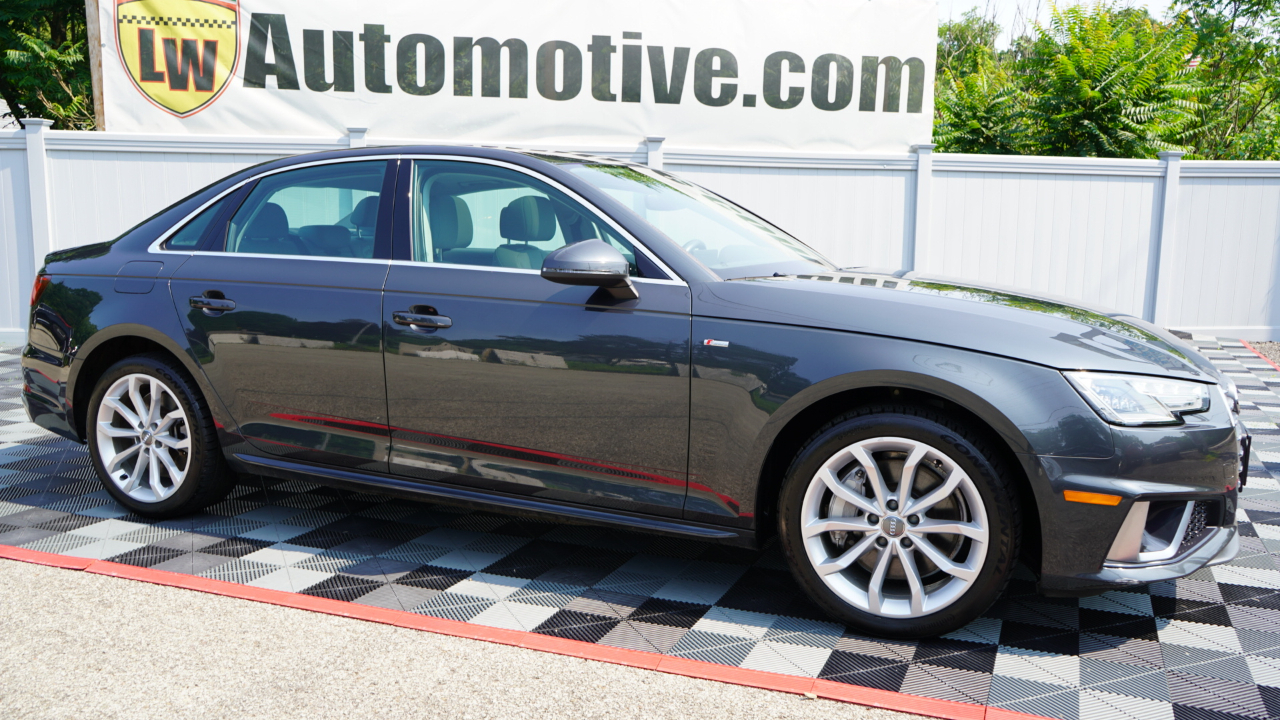 Audi A4 Premium 45 TFSI quattro 2019