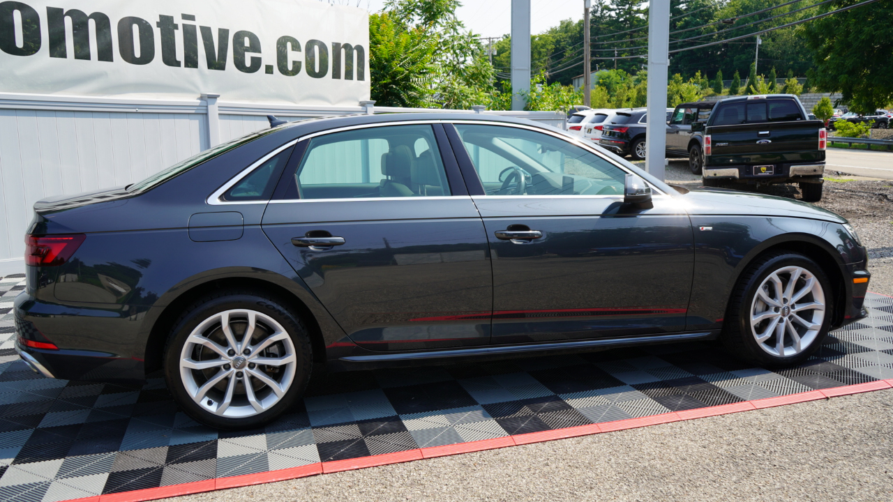 Audi A4 Premium 45 TFSI quattro 2019