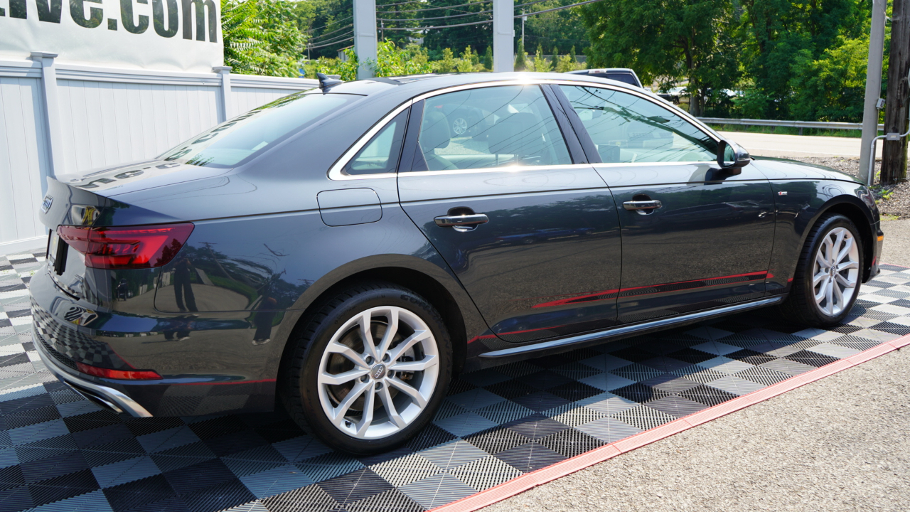 Audi A4 Premium 45 TFSI quattro 2019