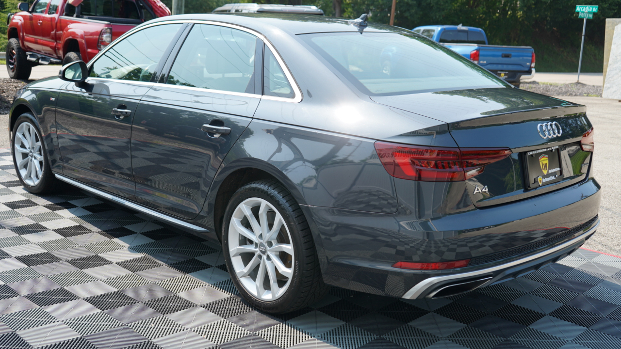 Audi A4 Premium 45 TFSI quattro 2019