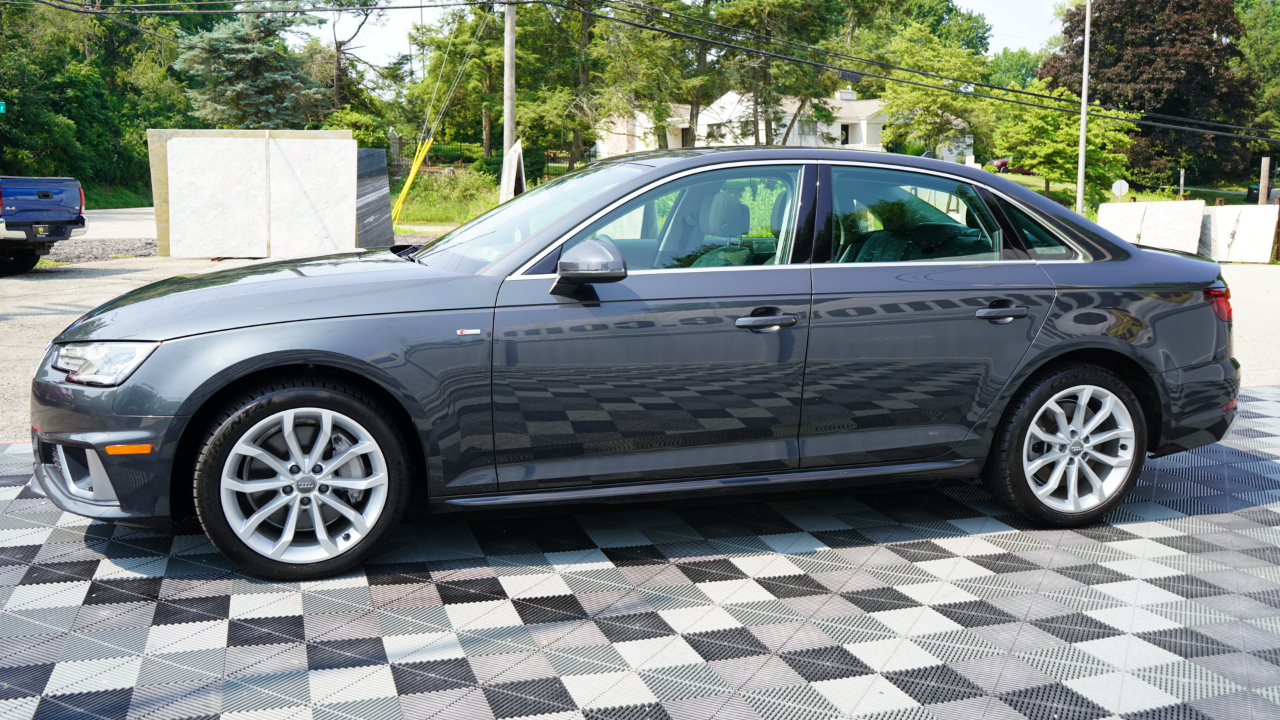 Audi A4 Premium 45 TFSI quattro 2019