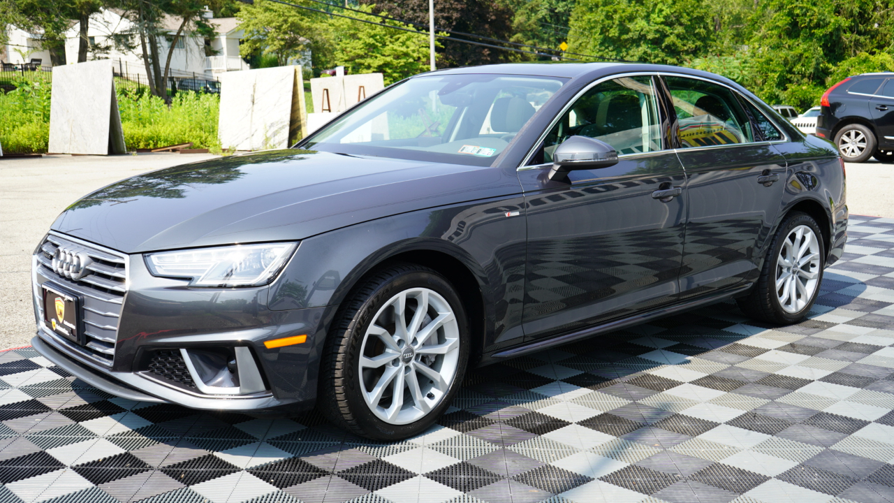 Audi A4 Premium 45 TFSI quattro 2019