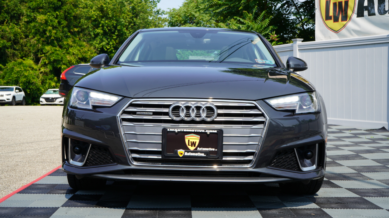 Audi A4 Premium 45 TFSI quattro 2019