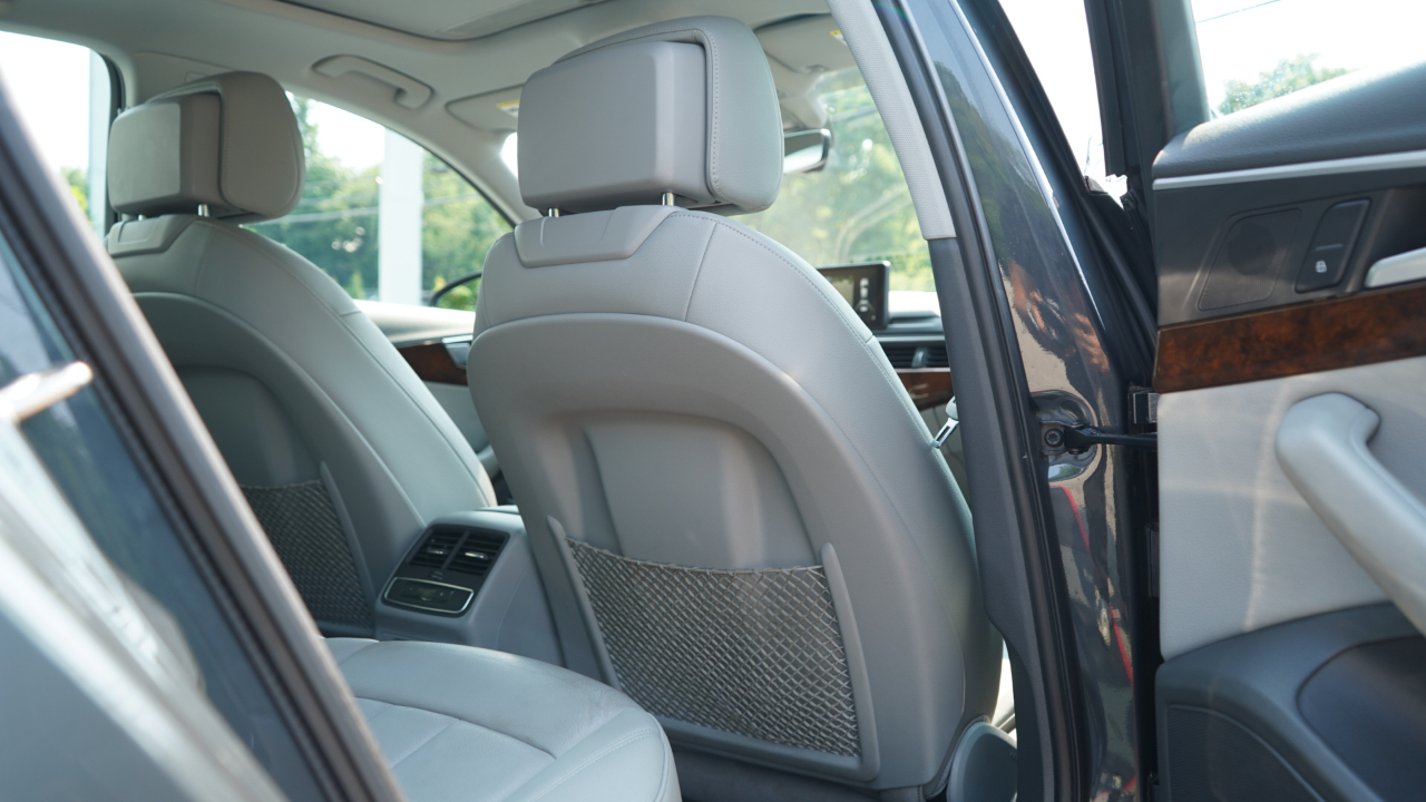 Audi A4 Premium 45 TFSI quattro 2019