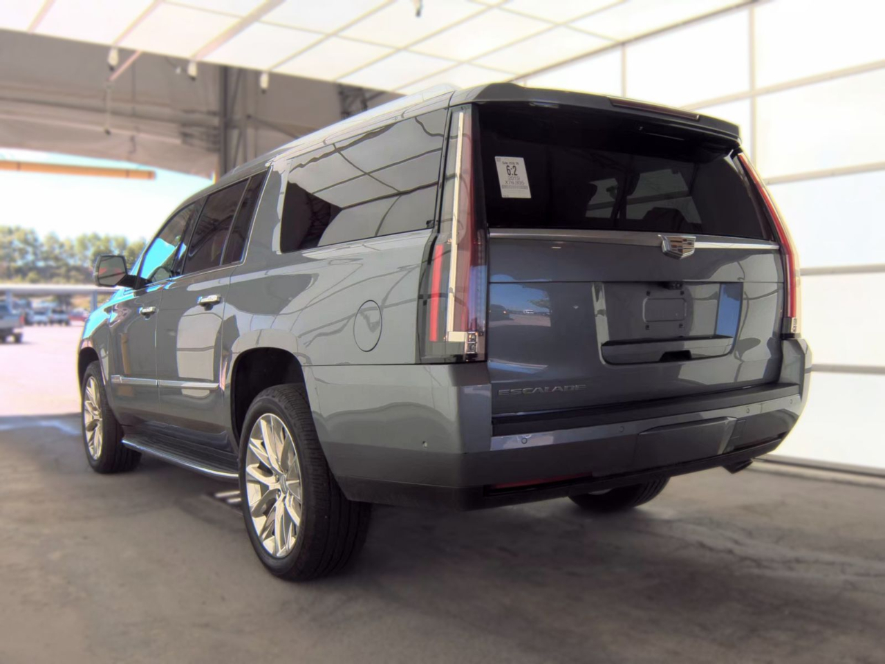 Cadillac Escalade ESV 4WD 4dr Luxury 2019